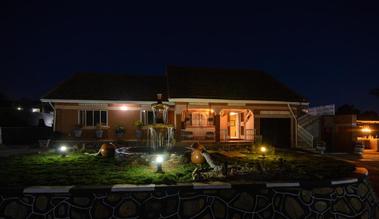 Lake Victoria Country Home Entebbe Exterior photo